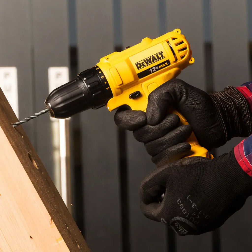 TALADRO ATORNILLADOR + 2 BATERIAS 1,5AH Y CARGADOR 12V/10MM DEWALT DCD700C2-B2