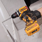 TALADRO PER BL +2 BAT Y CARG +MEDIDOR Y NIVEL LASER 20V/86NM INGCO COSLI251001
